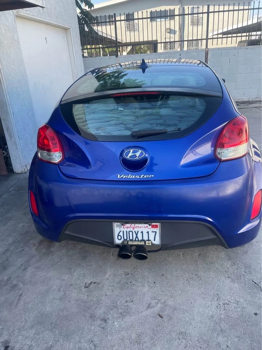 2014 Hyundai Veloster - Image 5 of 9