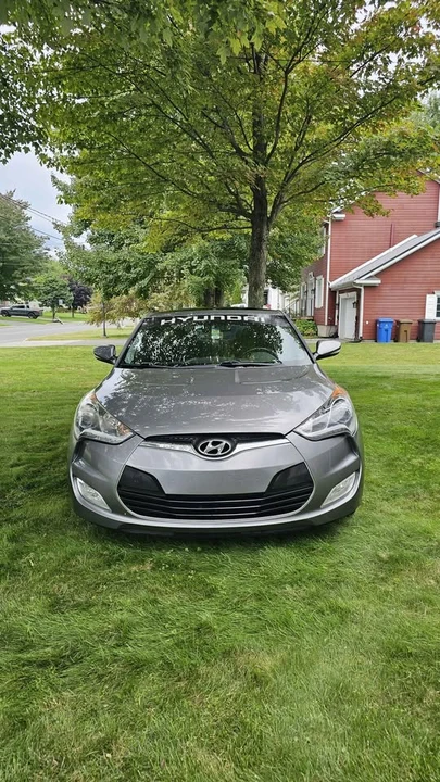 2014 Hyundai Veloster - Image 2 of 20