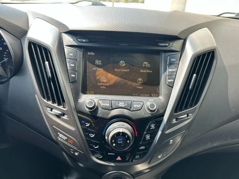 2014 Hyundai Veloster - Image 17 of 20