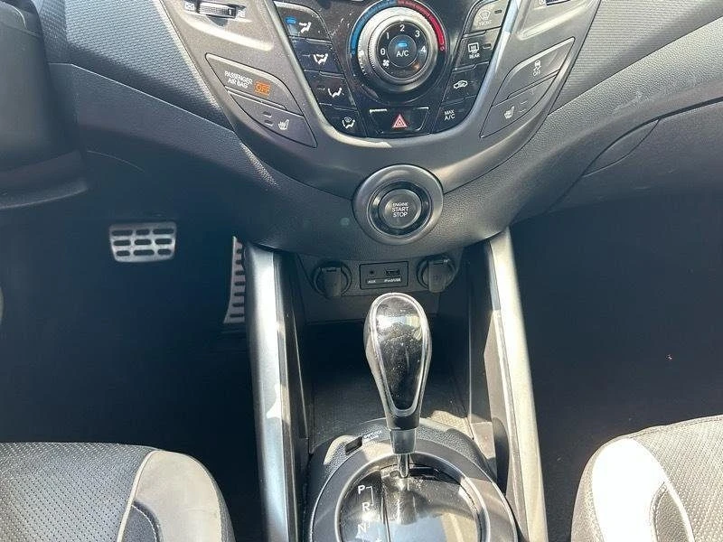 2014 Hyundai Veloster - Image 19 of 20