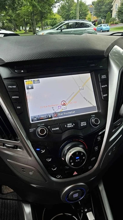 2014 Hyundai Veloster - Image 18 of 20