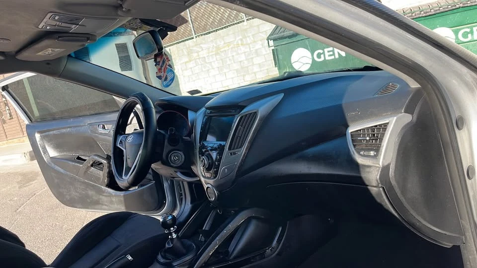2014 Hyundai Veloster - Image 3 of 13