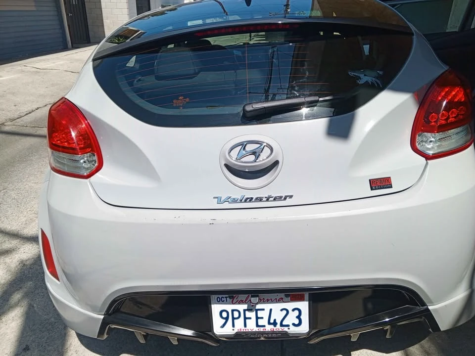 2014 Hyundai Veloster - Image 6 of 19