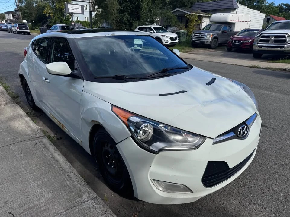 2014 Hyundai Veloster - Image 3 of 17