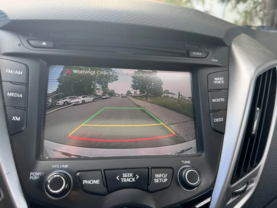 2014 Hyundai Veloster - Image 14 of 17