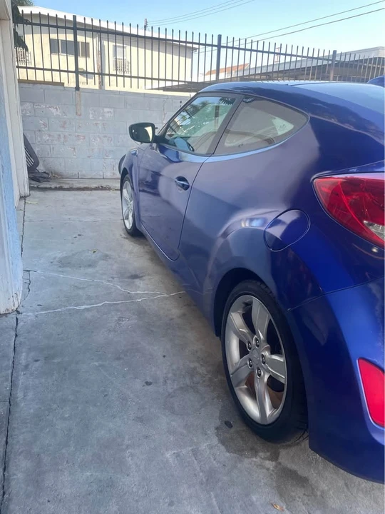 2014 Hyundai Veloster - Image 6 of 9
