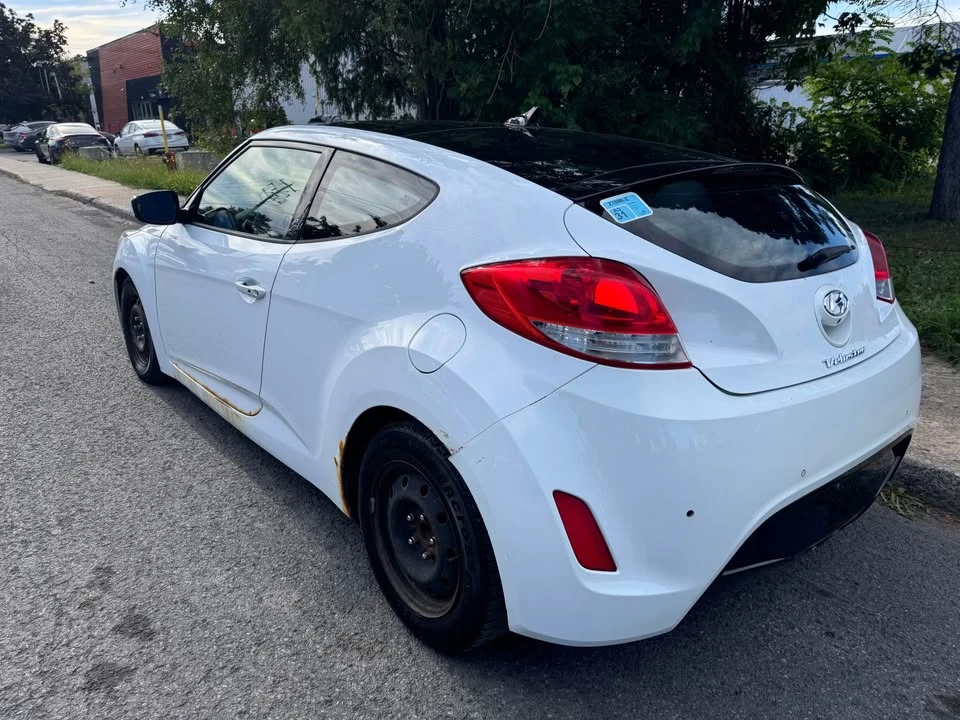 2014 Hyundai Veloster - Image 6 of 17