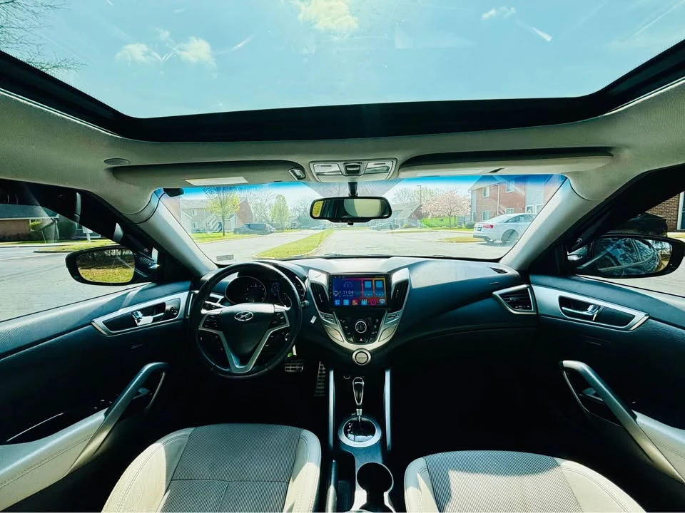2014 Hyundai Veloster - Image 12 of 16