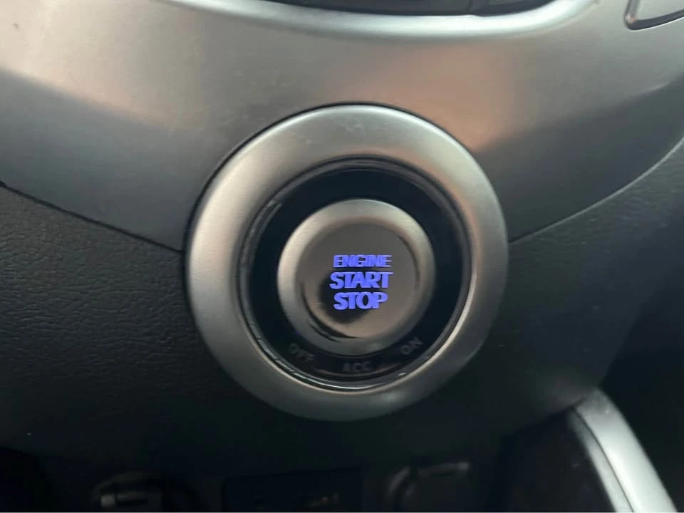 2014 Hyundai Veloster - Image 11 of 14