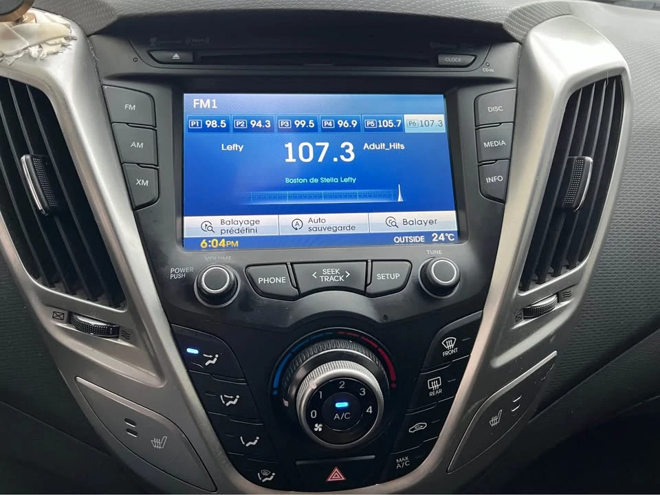 2014 Hyundai Veloster - Image 14 of 14