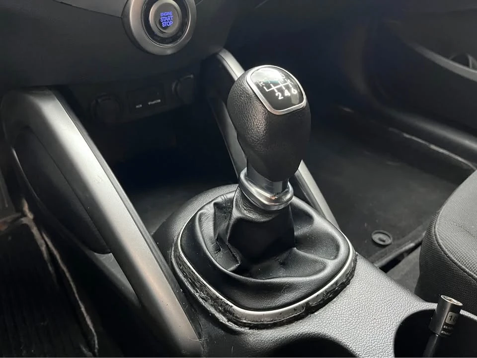 2014 Hyundai Veloster - Image 12 of 14