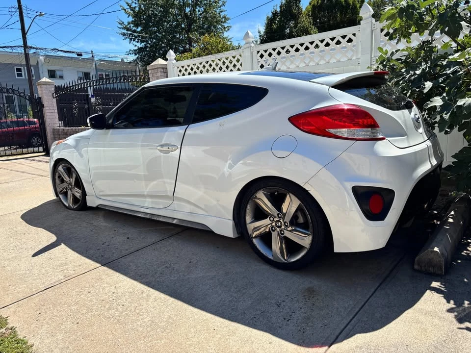 2014 Hyundai Veloster - Image 3 of 10