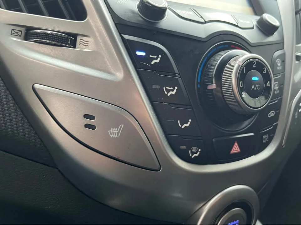 2014 Hyundai Veloster - Image 13 of 14