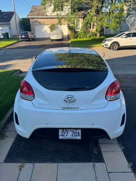 2014 Hyundai Veloster - Image 2 of 6