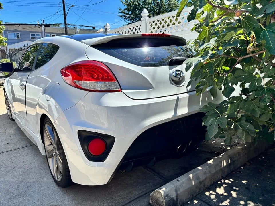 2014 Hyundai Veloster - Image 6 of 10