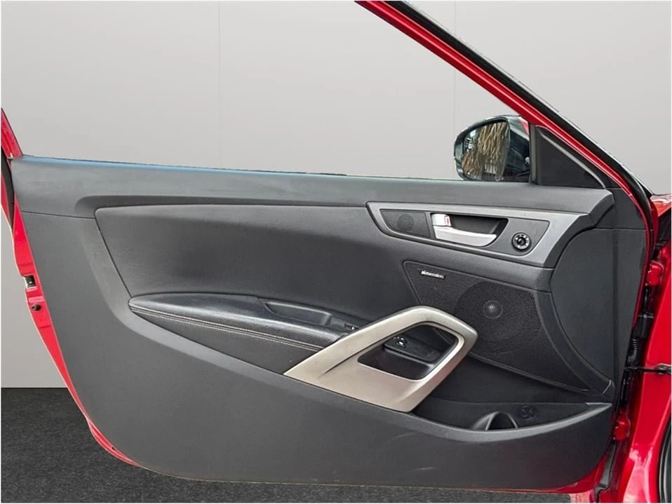 2014 Hyundai Veloster - Image 16 of 20