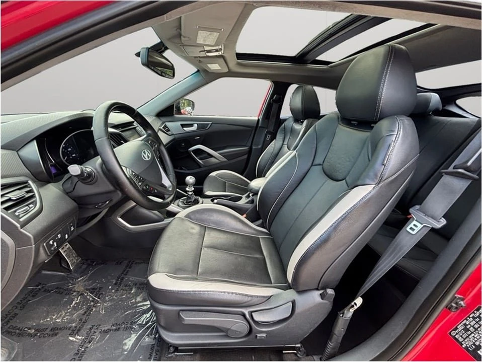 2014 Hyundai Veloster - Image 2 of 20