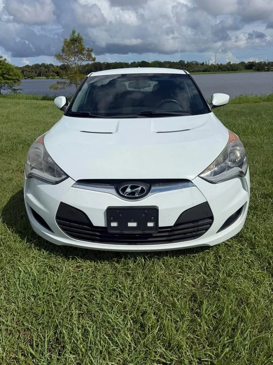 2014 Hyundai Veloster - Image 3 of 12