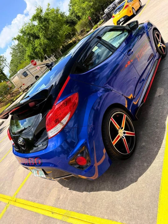 2014 Hyundai Veloster - Image 2 of 19