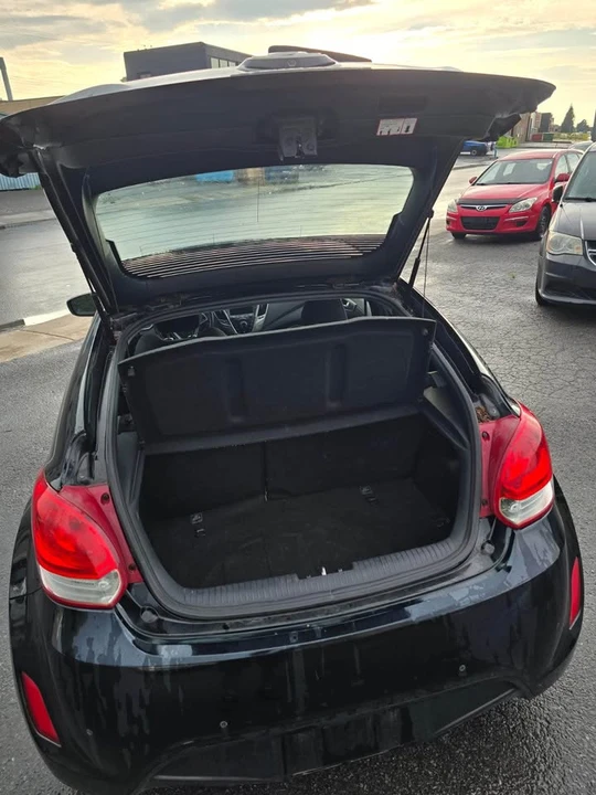 2014 Hyundai Veloster - Image 7 of 12