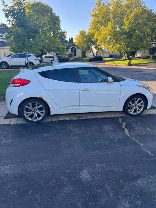 2014 Hyundai Veloster - Image 4 of 6