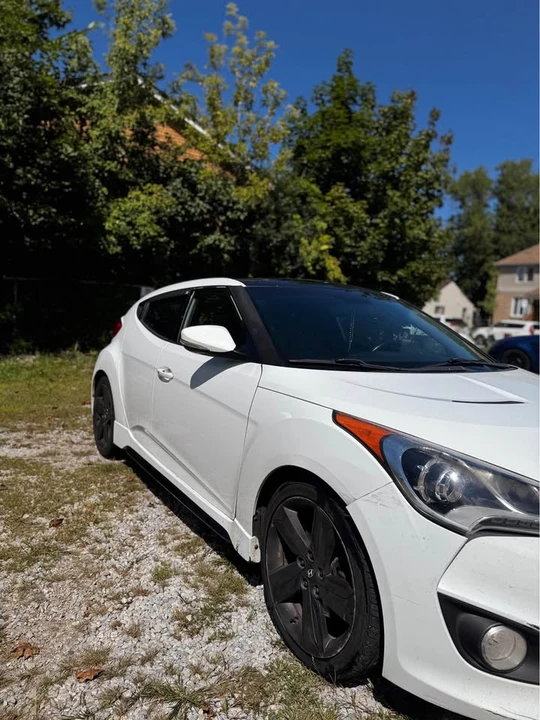 2014 Hyundai Veloster - Image 3 of 12