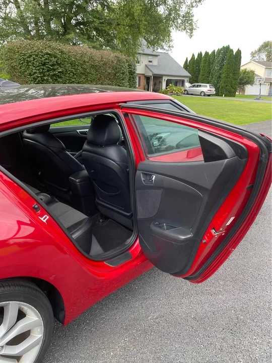 2014 Hyundai Veloster - Image 14 of 20