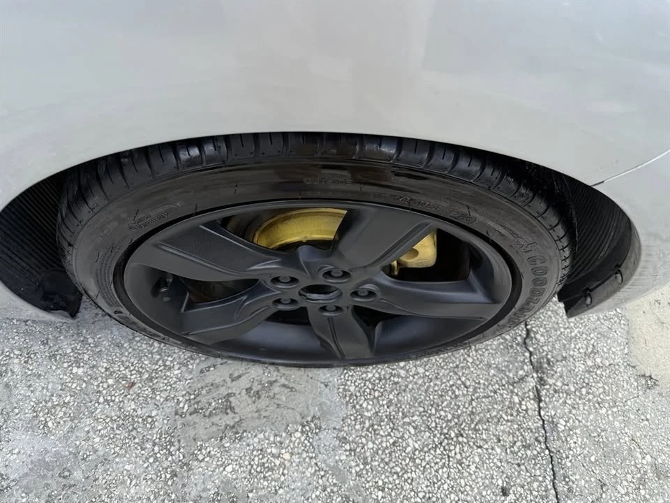 2014 Hyundai Veloster - Image 5 of 16