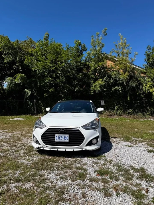 2014 Hyundai Veloster - Image 2 of 6
