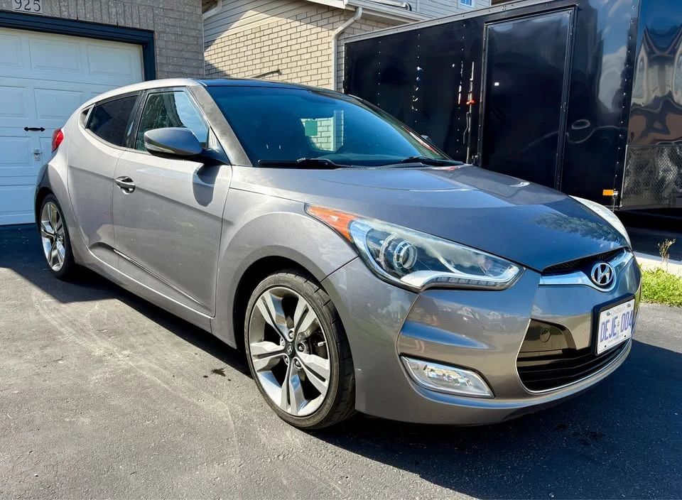 2014 Hyundai Veloster - Image 2 of 12