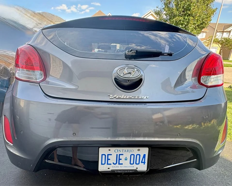 2014 Hyundai Veloster - Image 11 of 12