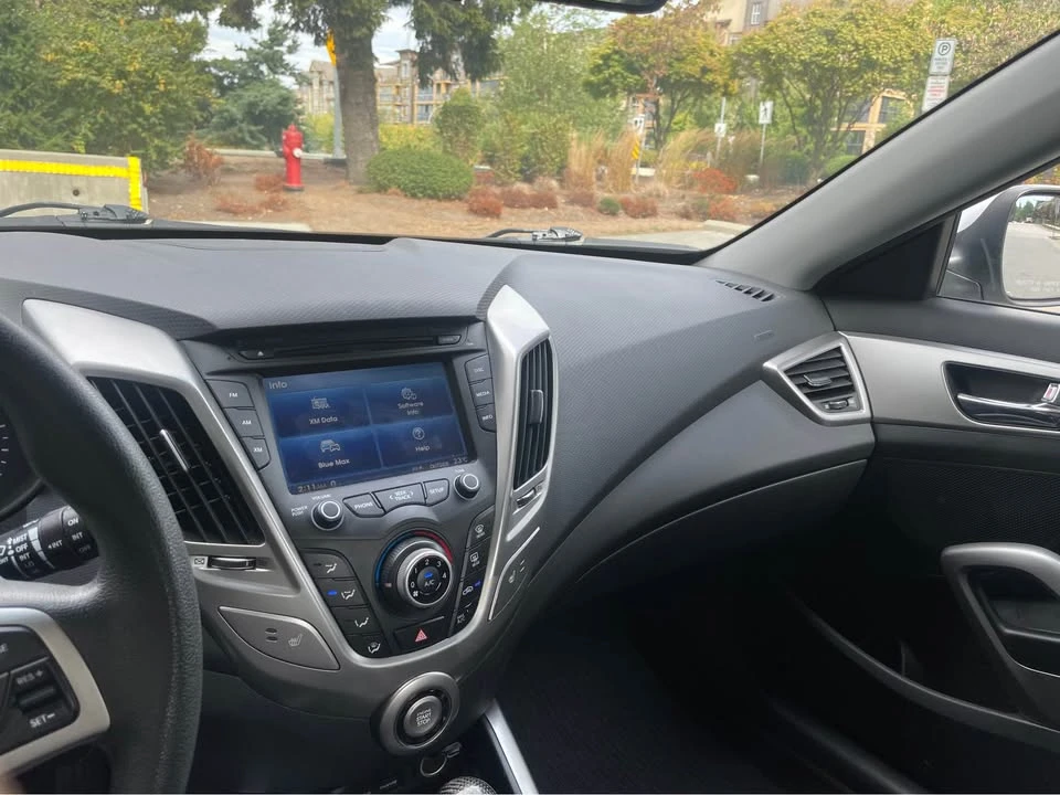 2014 Hyundai Veloster - Image 6 of 7