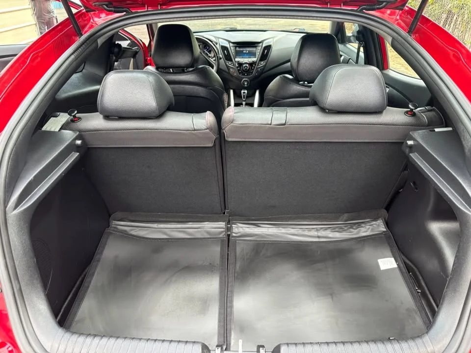 2014 Hyundai Veloster - Image 13 of 15