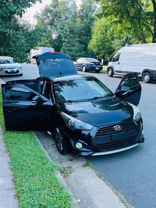 2014 Hyundai Veloster - Image 6 of 19