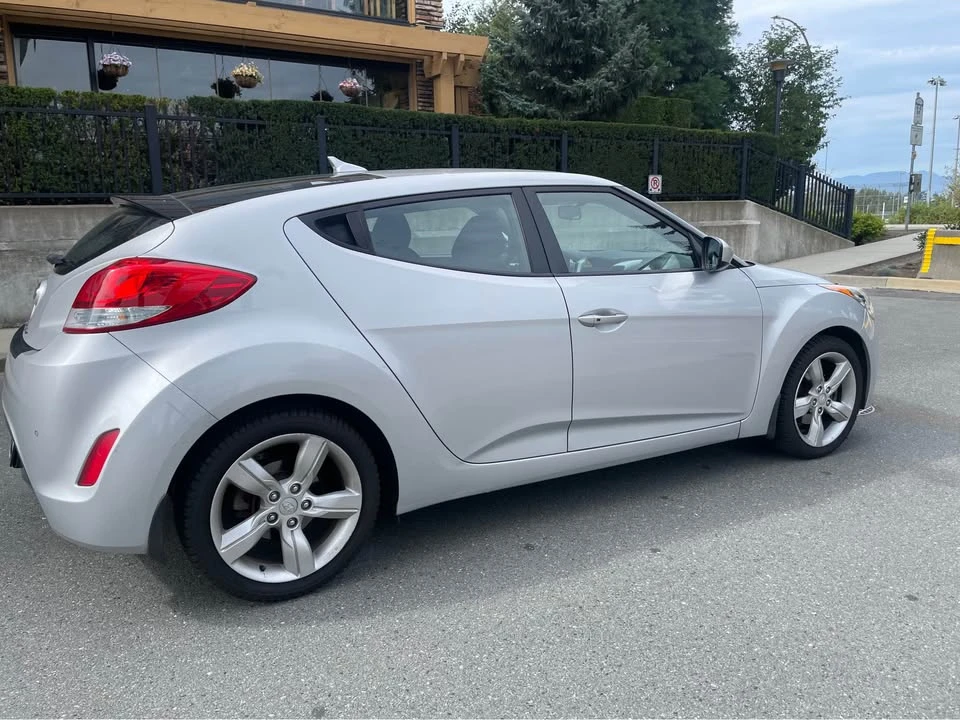 2014 Hyundai Veloster - Image 4 of 7