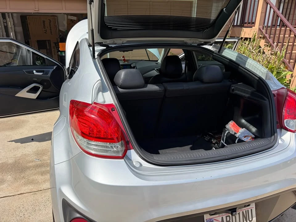 2014 Hyundai Veloster - Image 7 of 12