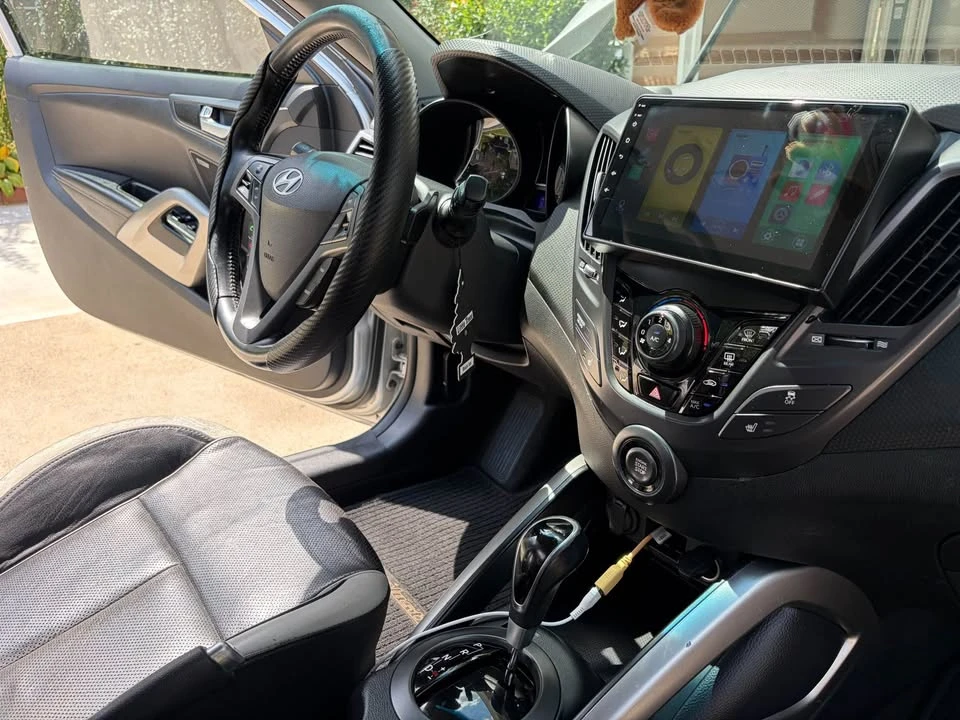 2014 Hyundai Veloster - Image 9 of 12