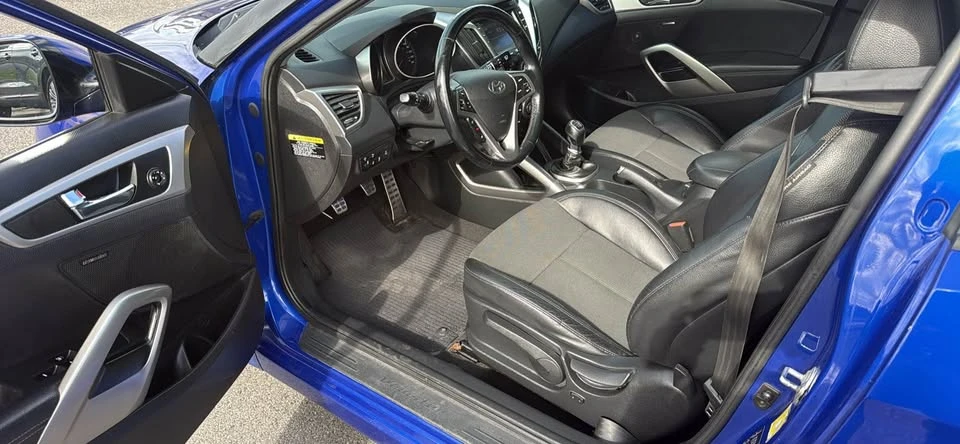2014 Hyundai Veloster - Image 6 of 10