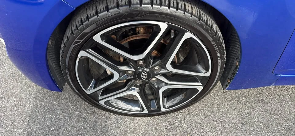 2014 Hyundai Veloster - Image 4 of 10