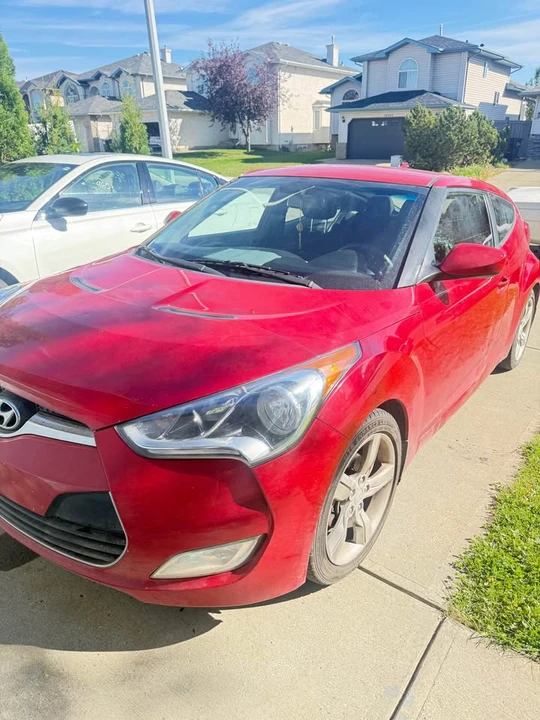 2014 Hyundai Veloster - Image 2 of 8