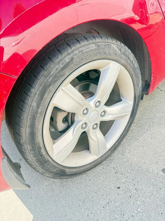 2014 Hyundai Veloster - Image 8 of 8