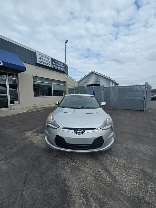 2014 Hyundai Veloster - Image 2 of 8