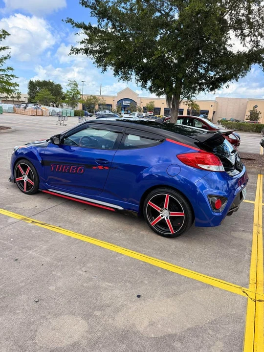 2014 Hyundai Veloster - Image 13 of 19