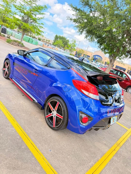 2014 Hyundai Veloster - Image 8 of 19