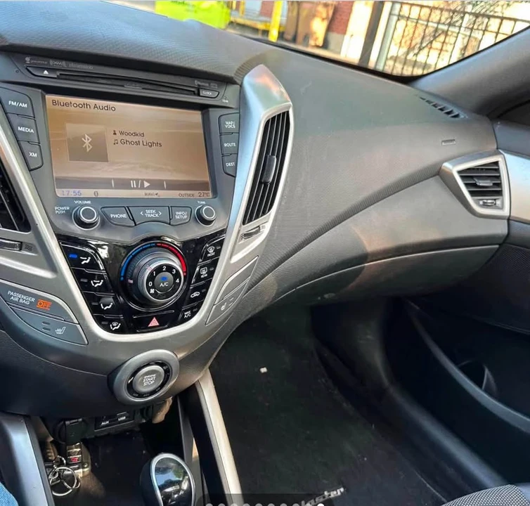 2014 Hyundai Veloster - Image 5 of 7