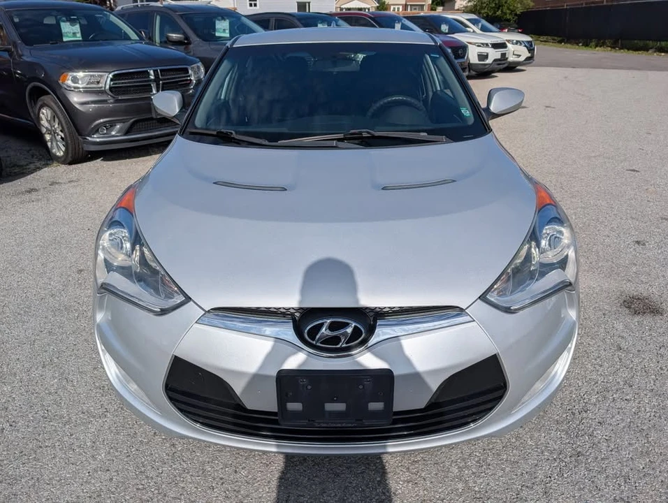 2014 Hyundai Veloster - Image 2 of 11