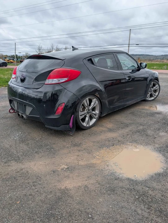 2014 Hyundai Veloster - Image 3 of 13
