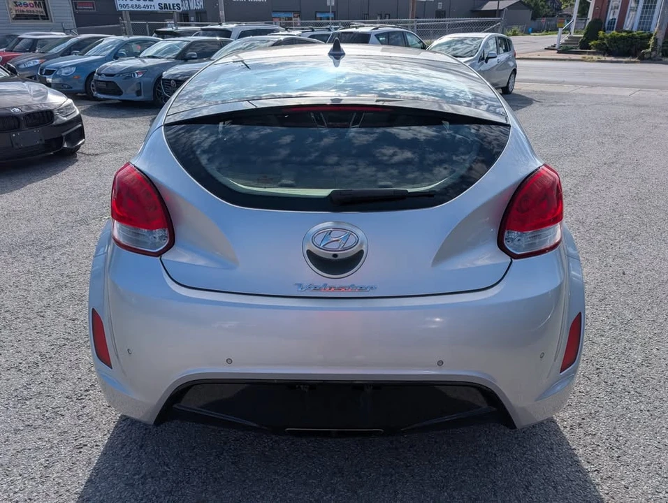 2014 Hyundai Veloster - Image 5 of 11