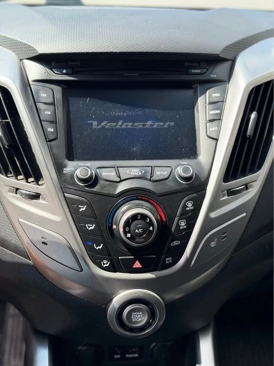 2014 Hyundai Veloster - Image 13 of 19