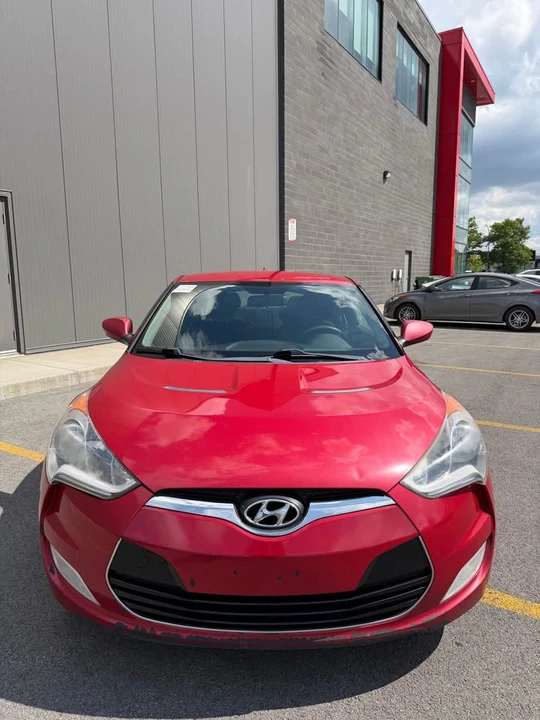 2014 Hyundai Veloster - Image 2 of 19